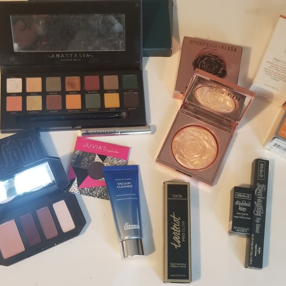 High-end Makeup lot